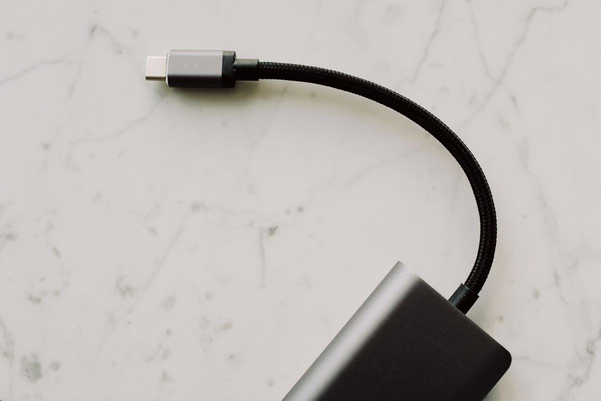 Univerzálna nabíjačka USB-C 65 W